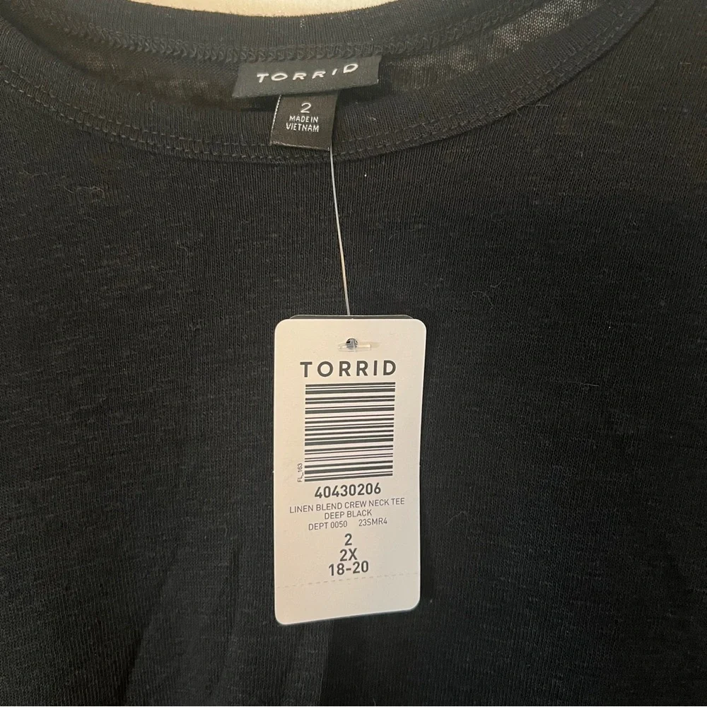Torrid Bundle of 3 Linen Blend Shirts - Picture 3 of 10
